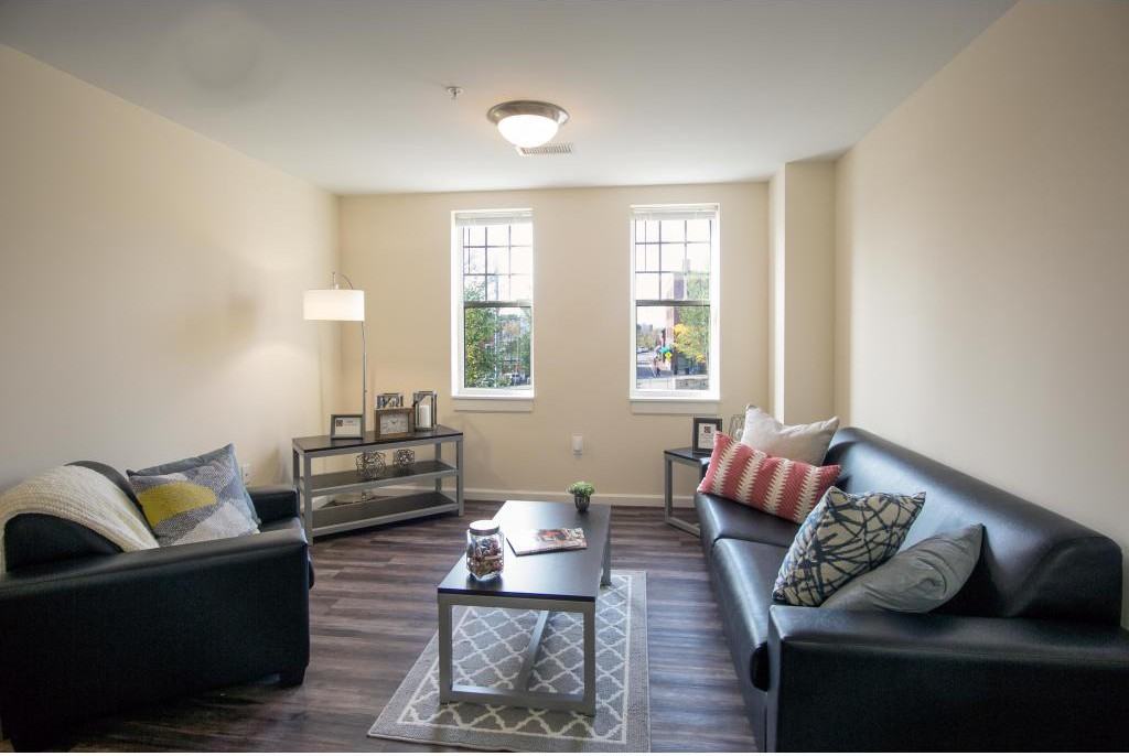 Spinner Place - Photo 3 of 9