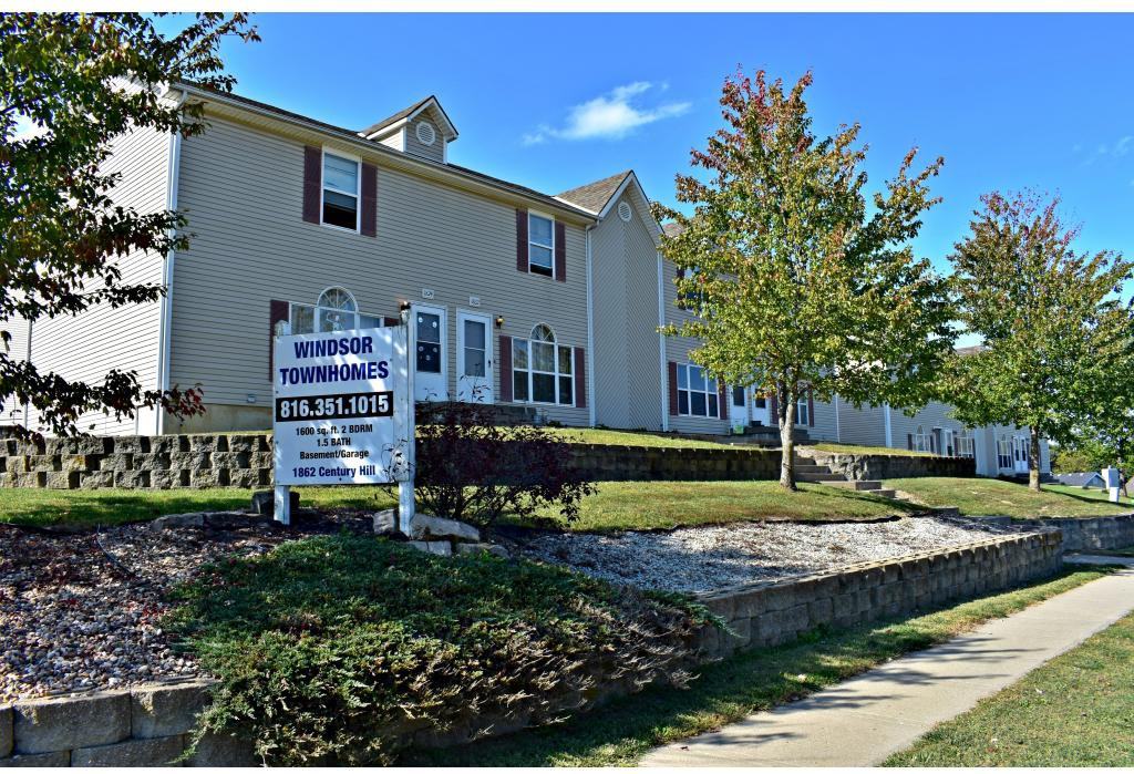 Windsor Townhomes - Photo 2 of 19