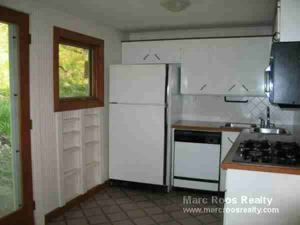 264 Winchester St - Photo 2 of 13