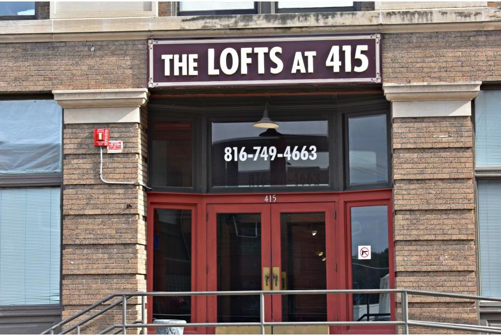 Lofts at 415 - Photo 3 of 16