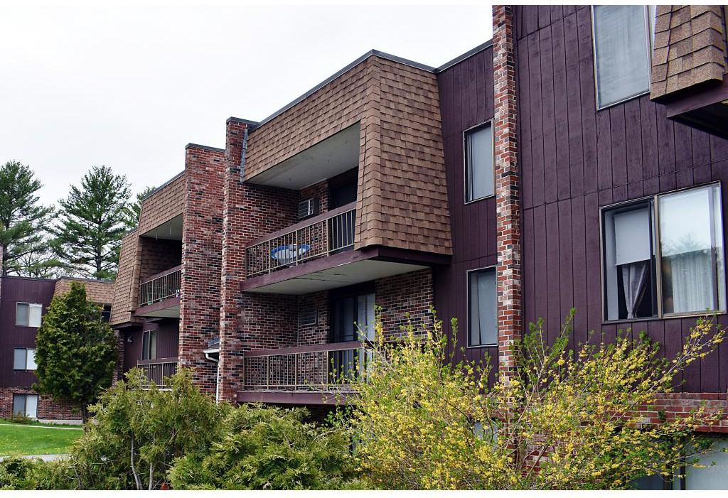 Thayer Garden Apartments - Photo 3 of 19