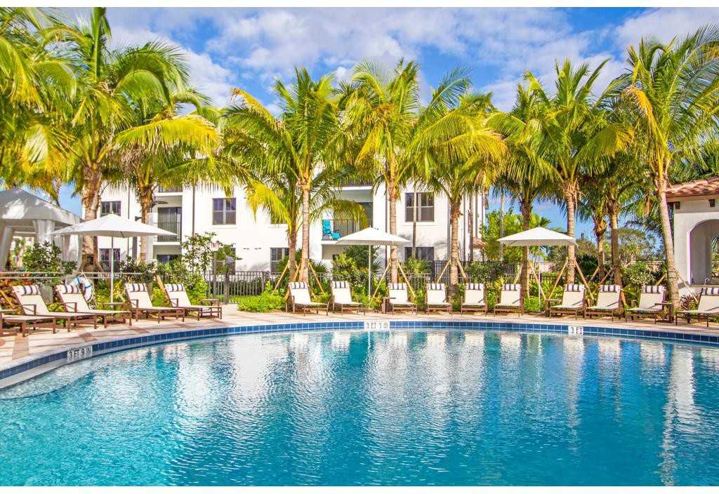 Luzano - Photo 2 of 20