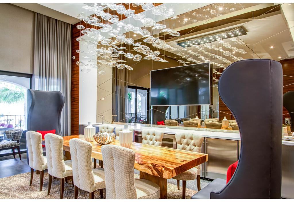 Luzano - Photo 3 of 20