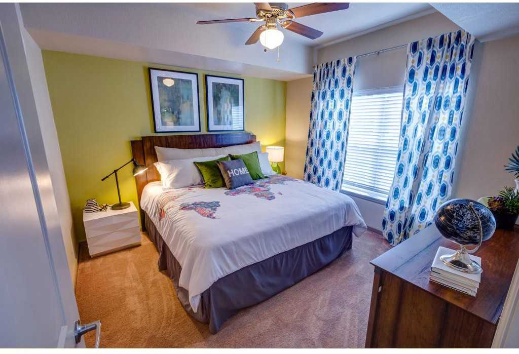 Granite 550 - Photo 2 of 20