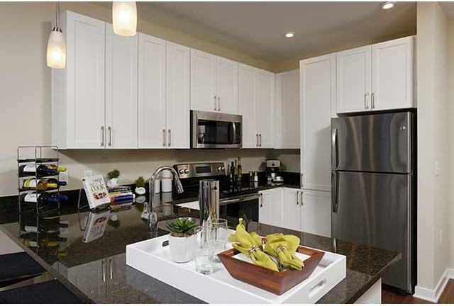 Avalon Hunt Valley - Photo 2 of 20