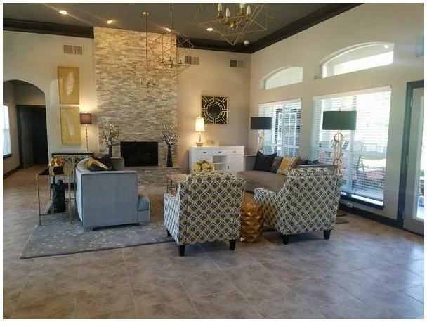 Waters Edge Villas - Photo 2 of 14