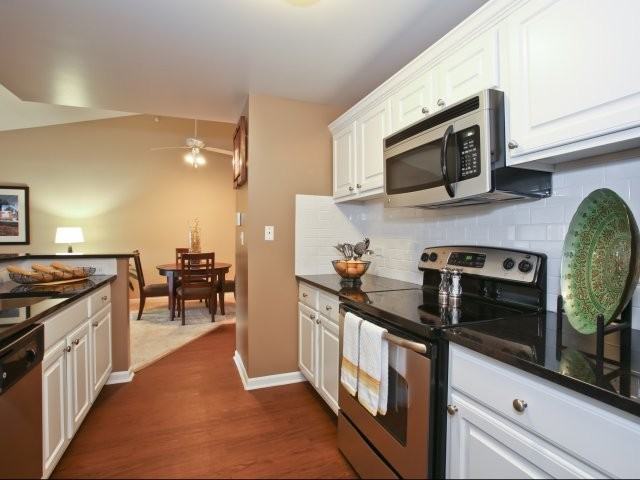 The Retreat at Seven Bridges - Photo 2 of 23