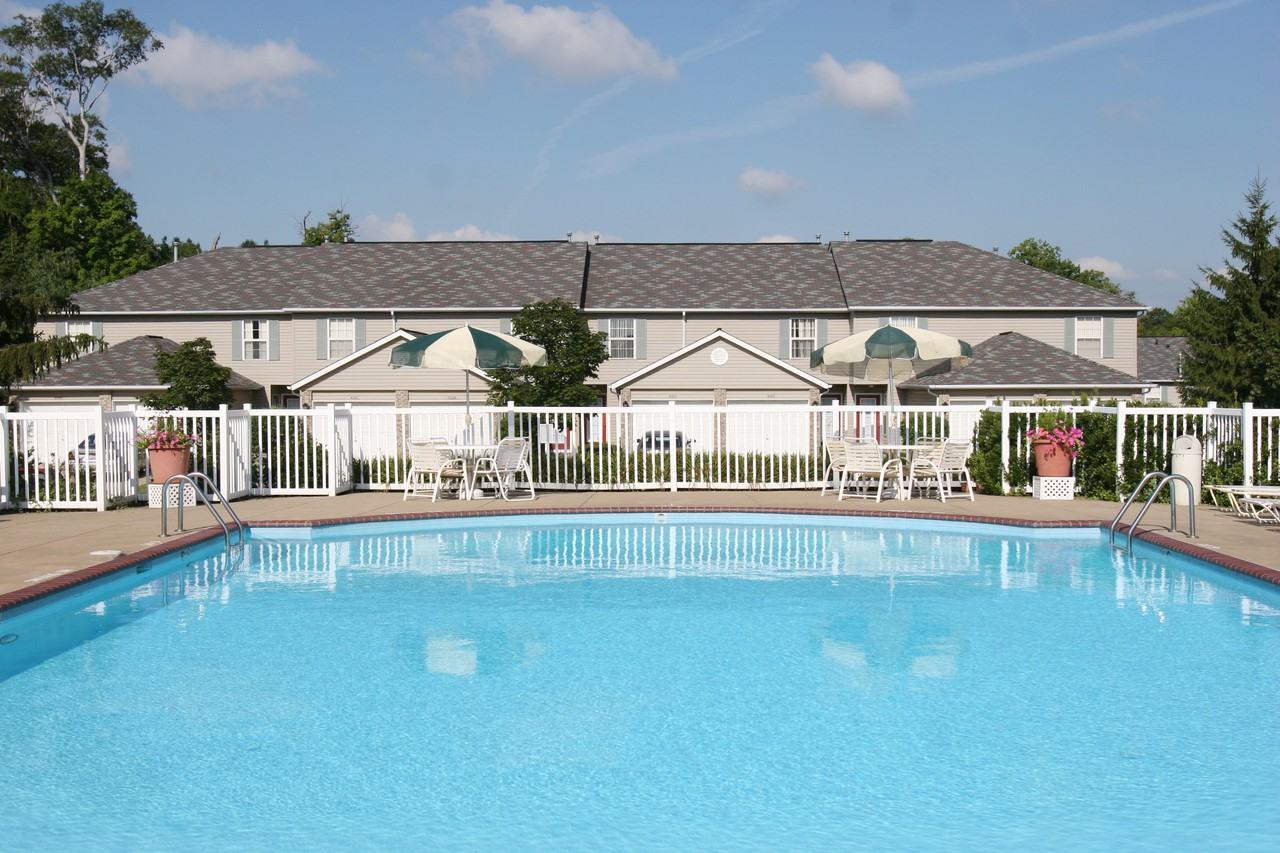 Mannington Place Townhomes Apartments 4320 Mannington Blvd, Stow, OH