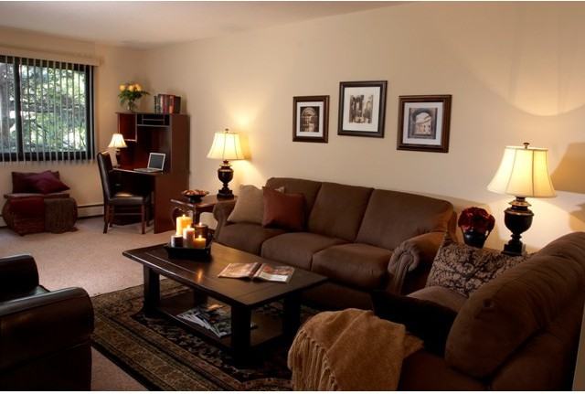 Cedars of Edina - Photo 3 of 35