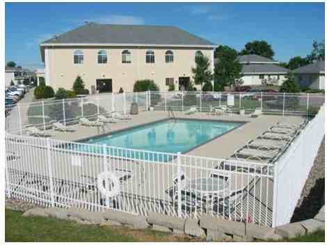 Summit Townhomes - Photo 2 of 34