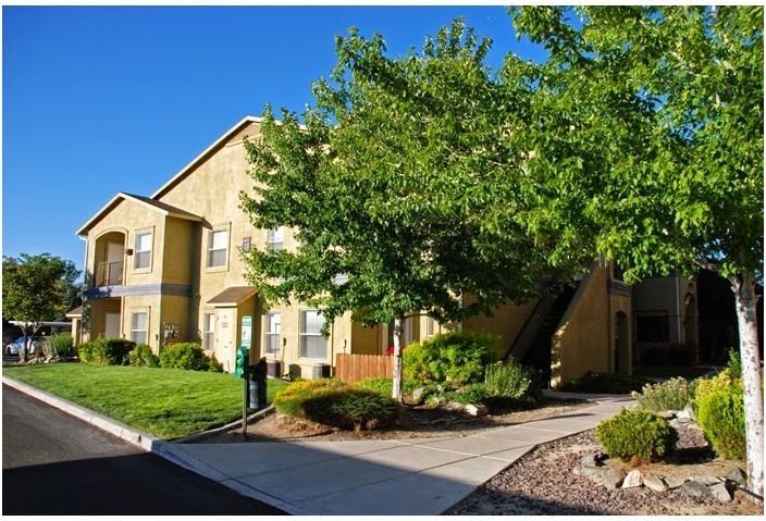 Parkway Terraces - Photo 3 of 35