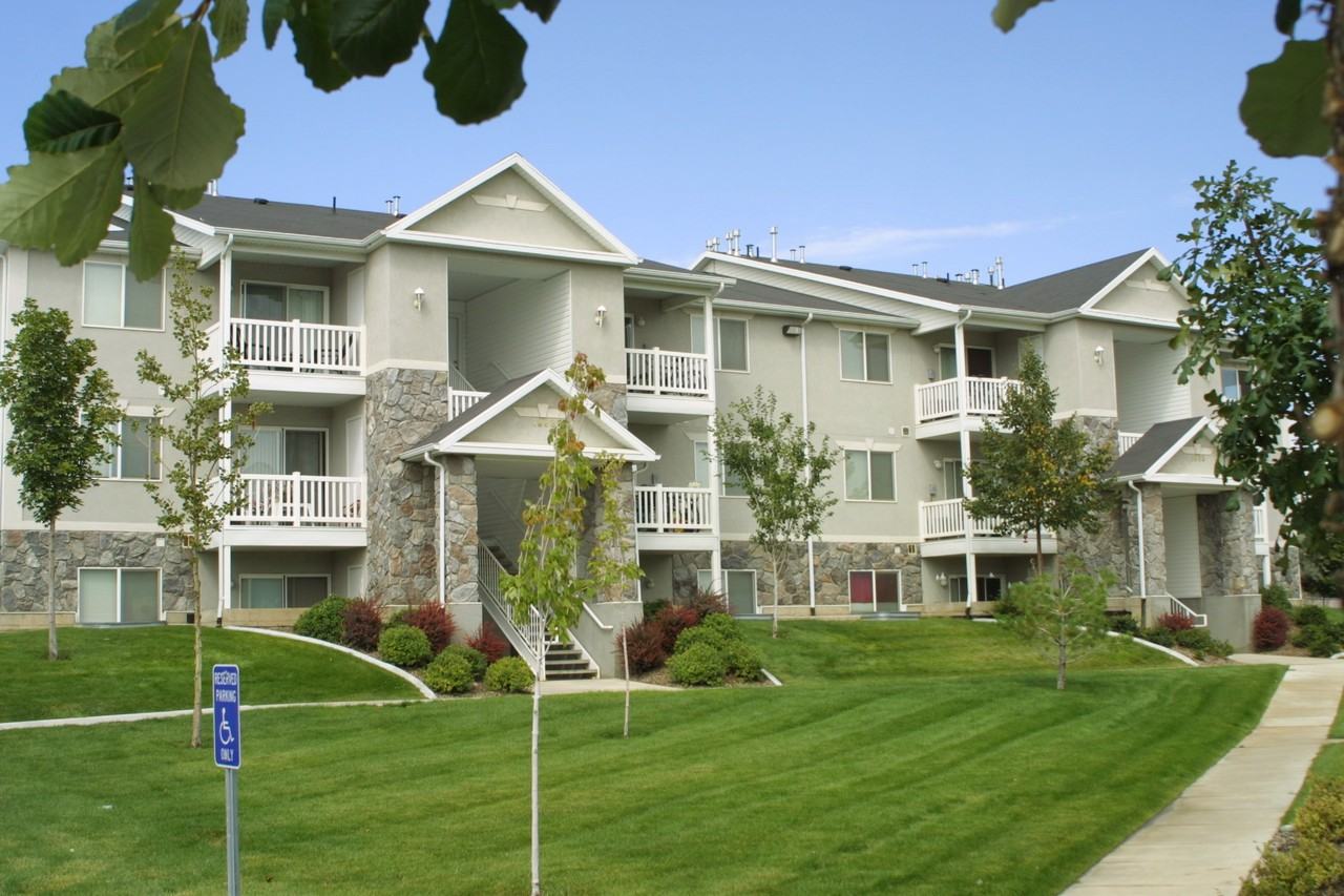 Orchard Cove Apartments 1801 W 4650 S, Roy, UT 84067 Zumper