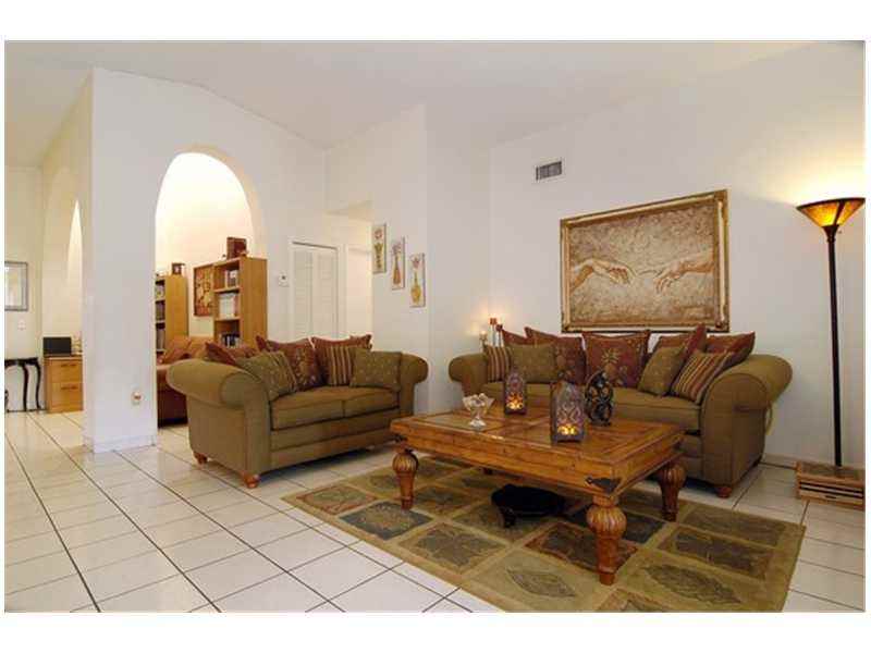 14146 SW 42nd St - Photo 2 of 6