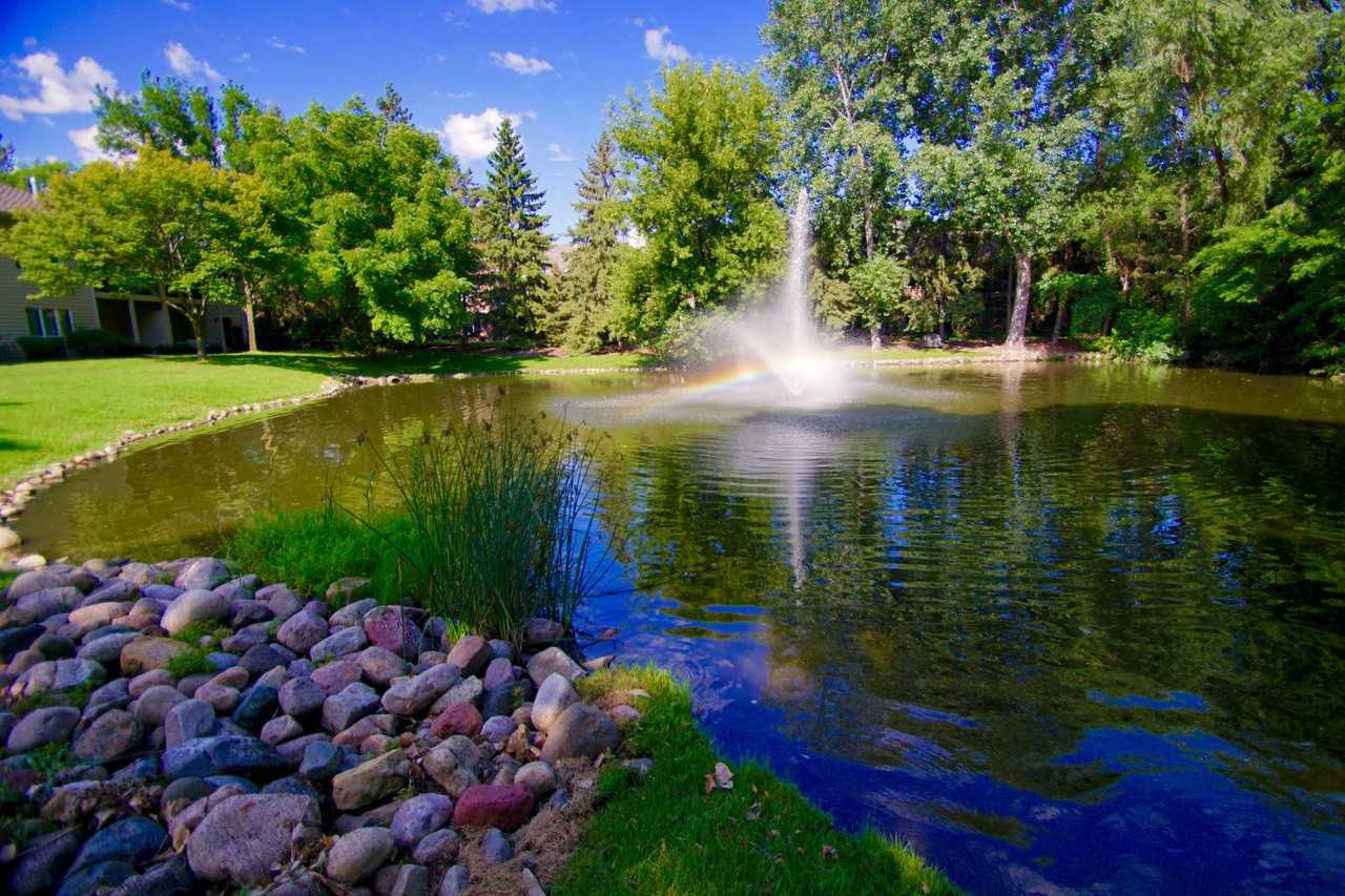Ponds of Edina - Photo 2 of 41