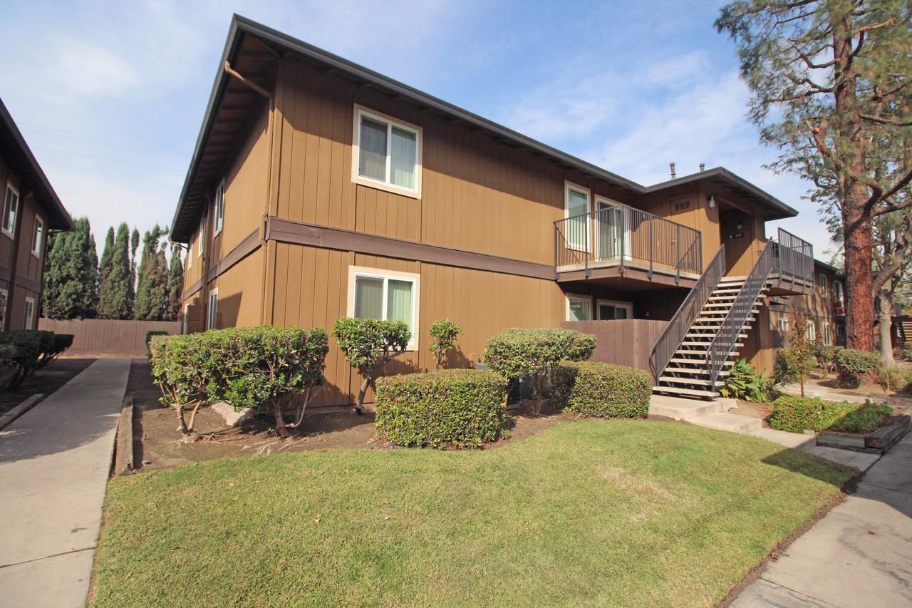 Sandpiper Village - Photo 3 of 32