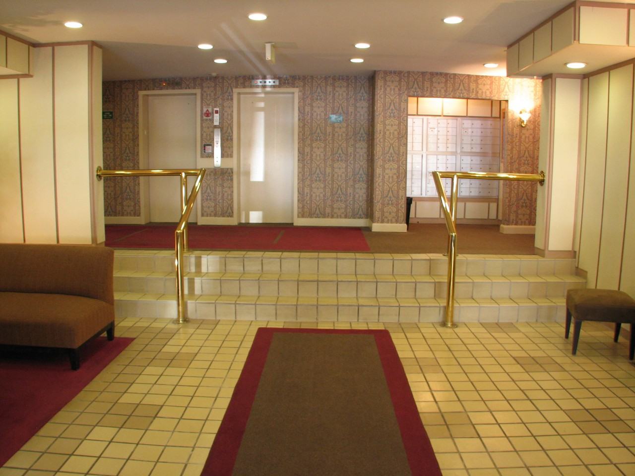 Lambeth House - Photo 3 of 5