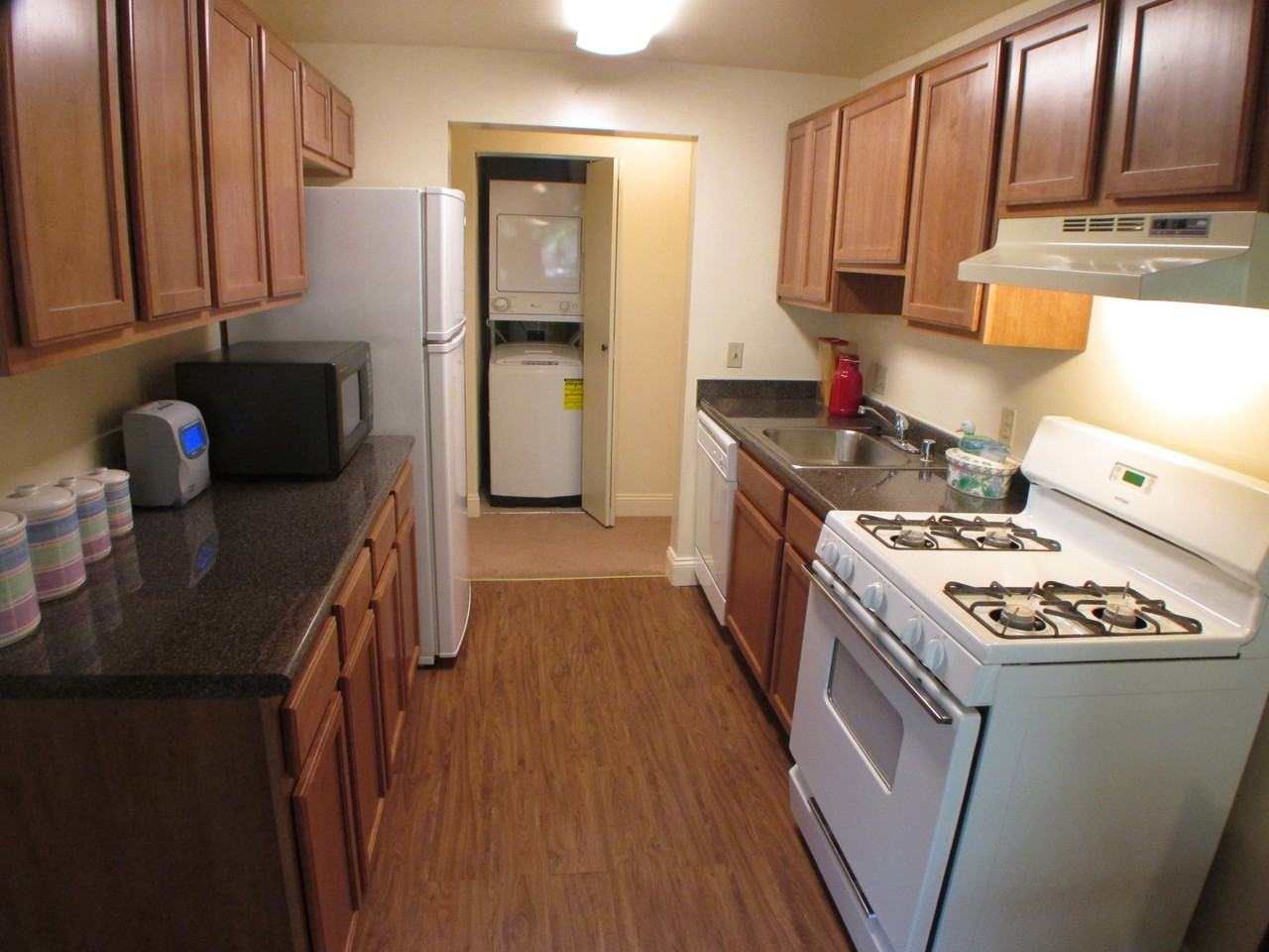 Dickey Hill Forest Apts - Photo 3 of 50