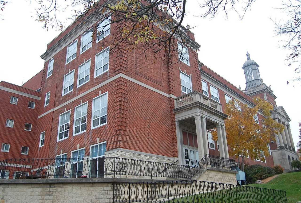 Hawthorne Terrace - Photo 3 of 50