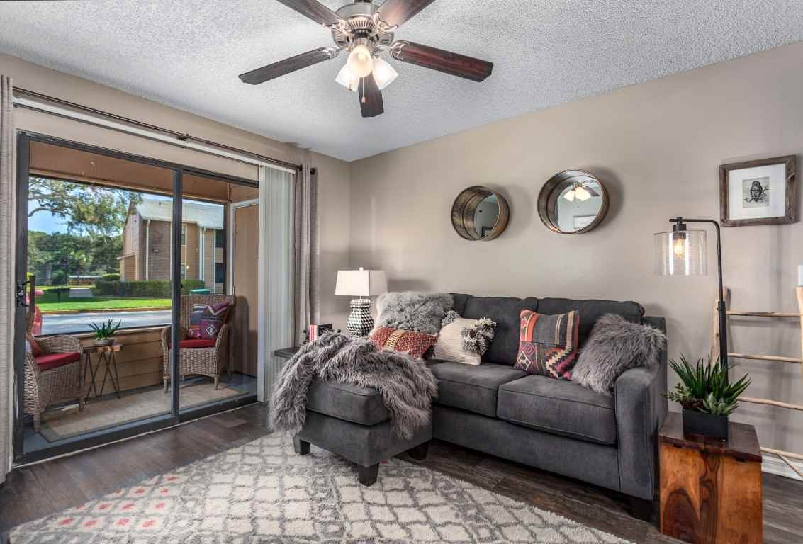 Epic Apartments - Photo 3 of 25