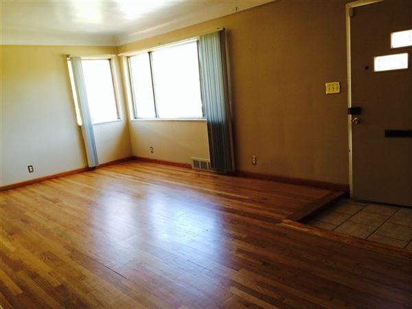 9191 Berwyn - Photo 3 of 10