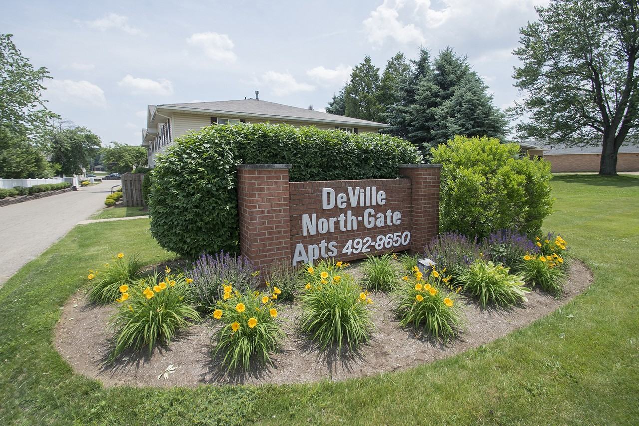 DeVille Northgate Apartments 6550 Wise Ave NW, North Canton, OH 44720