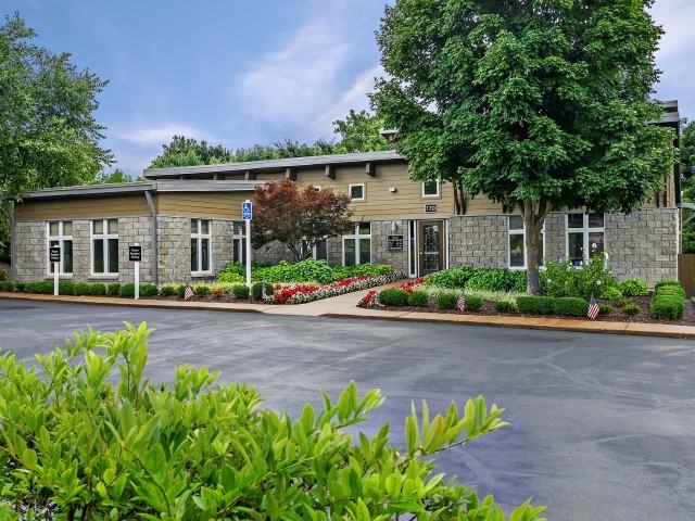 Madison Rockwood - Photo 3 of 21