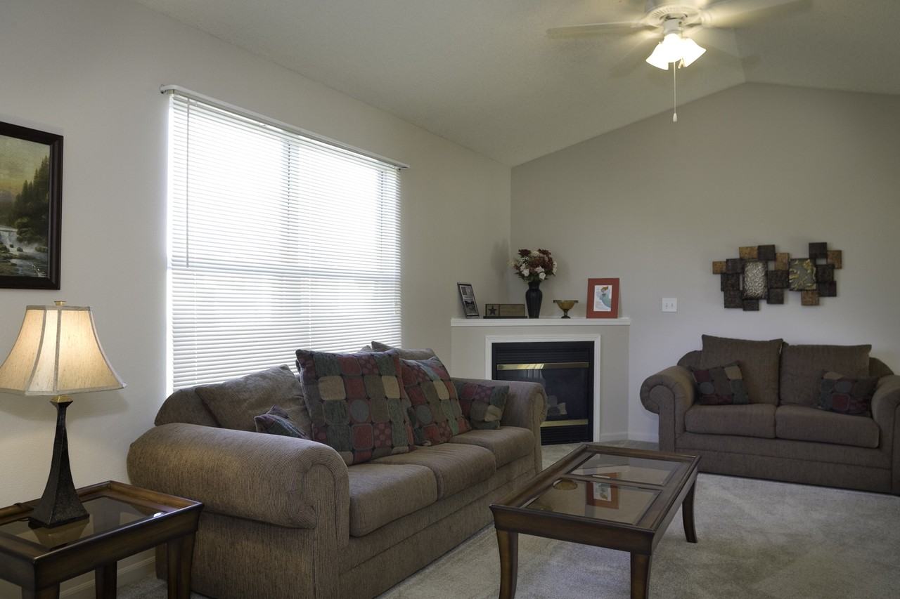 Hearthstone Crossing Duplexes - Photo 2 of 13