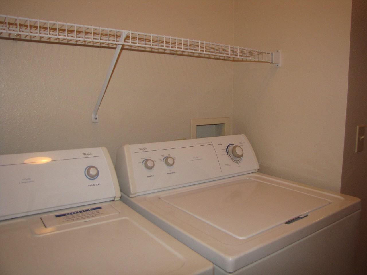 Orchard Lakes Apartments - Photo 3 of 17