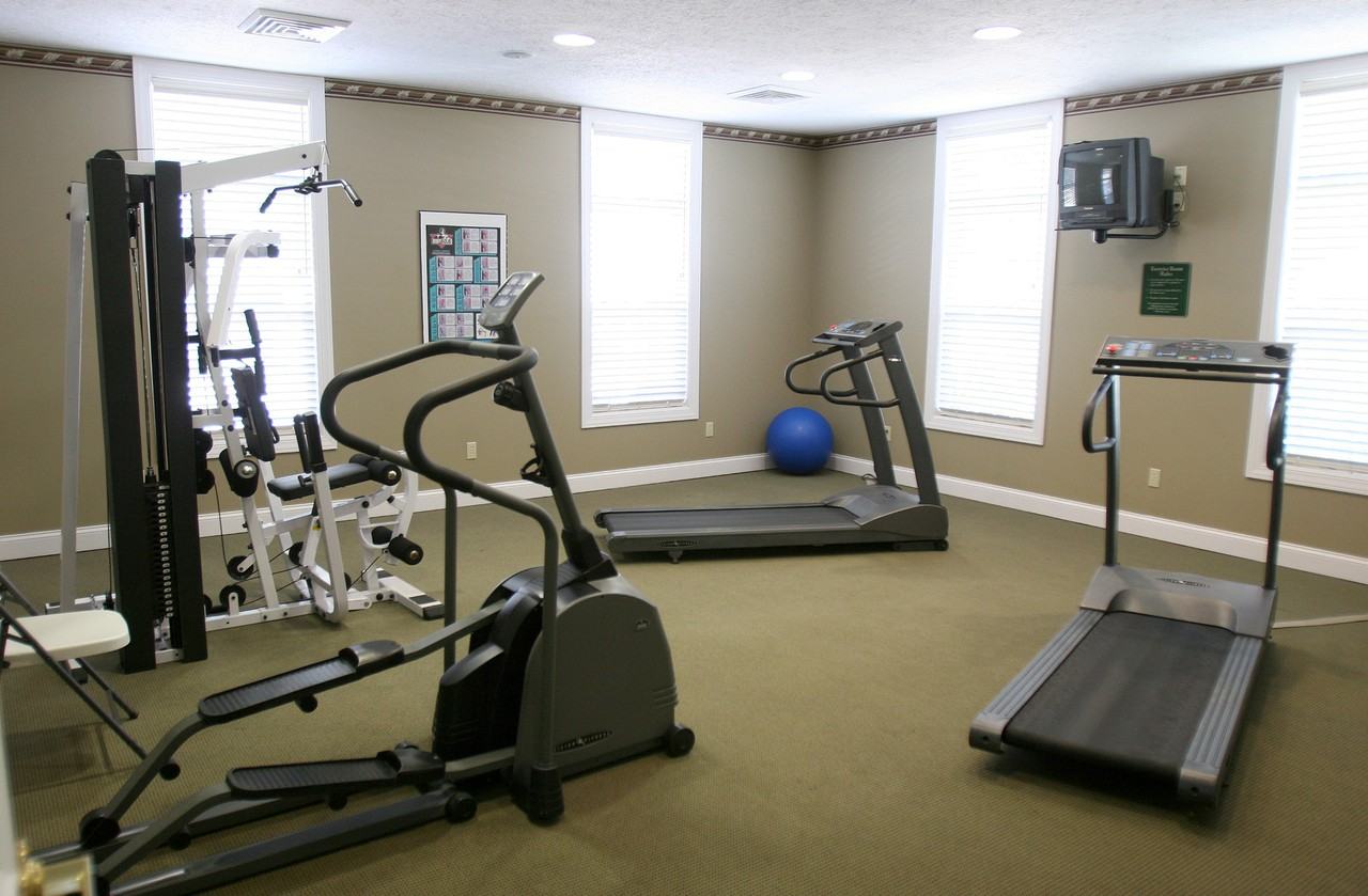 Lakeside Villas Apartments - Photo 3 of 20