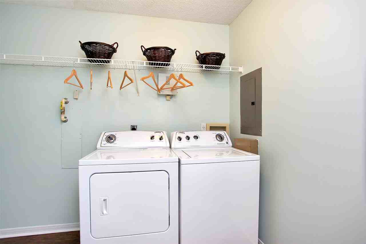 The Lexington - Photo 3 of 38