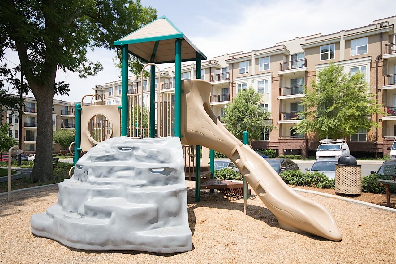 Ten 05 West Trade - Photo 2 of 3