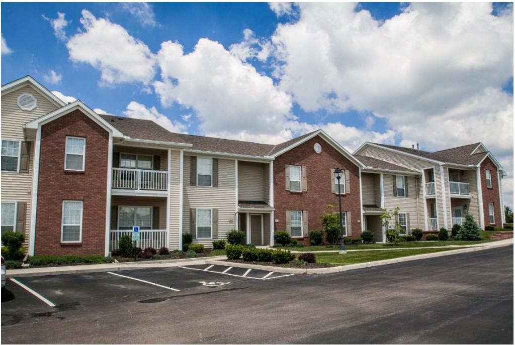 Ashton Brooke of Beavercreek - Photo 3 of 25