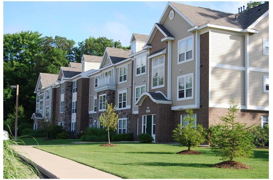 Trillium Pointe Apartment Homes - Photo 2 of 12