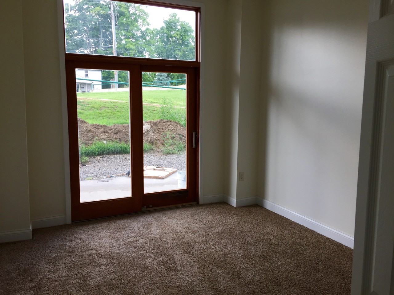 Edgewater Apartments - Photo 2 of 31