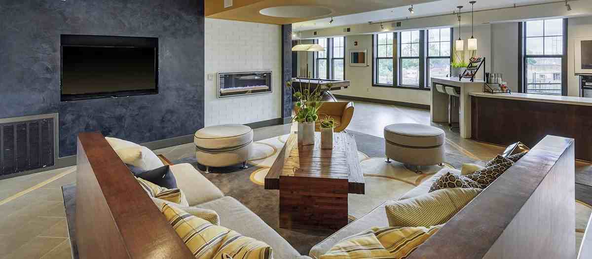 Market Station - Photo 3 of 13