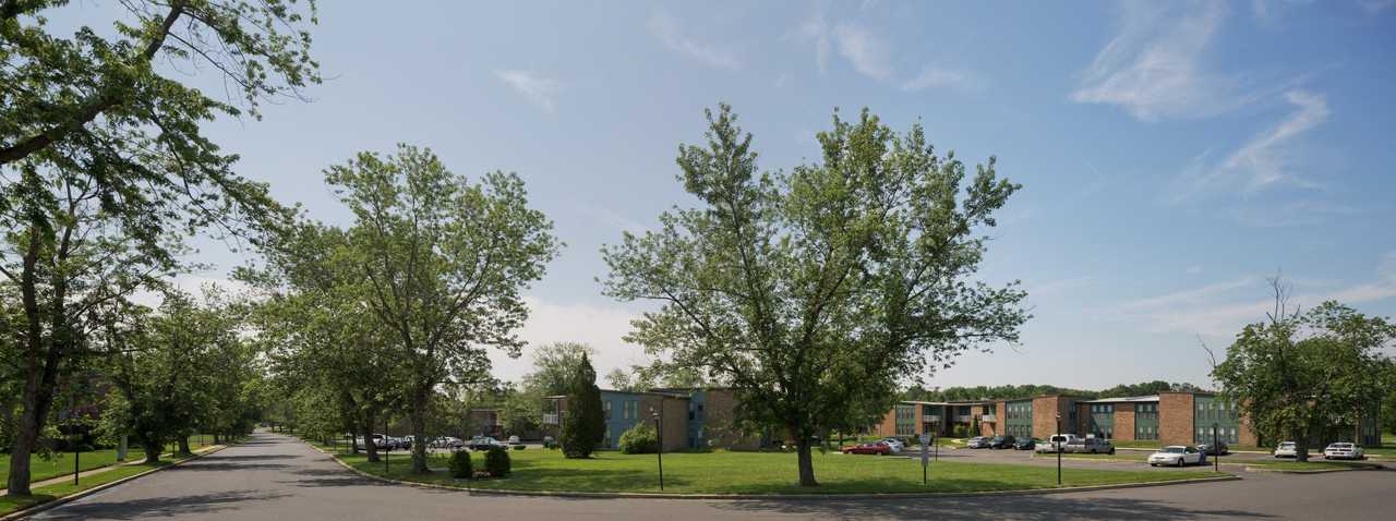 Kingswick Apartments - Photo 2 of 15