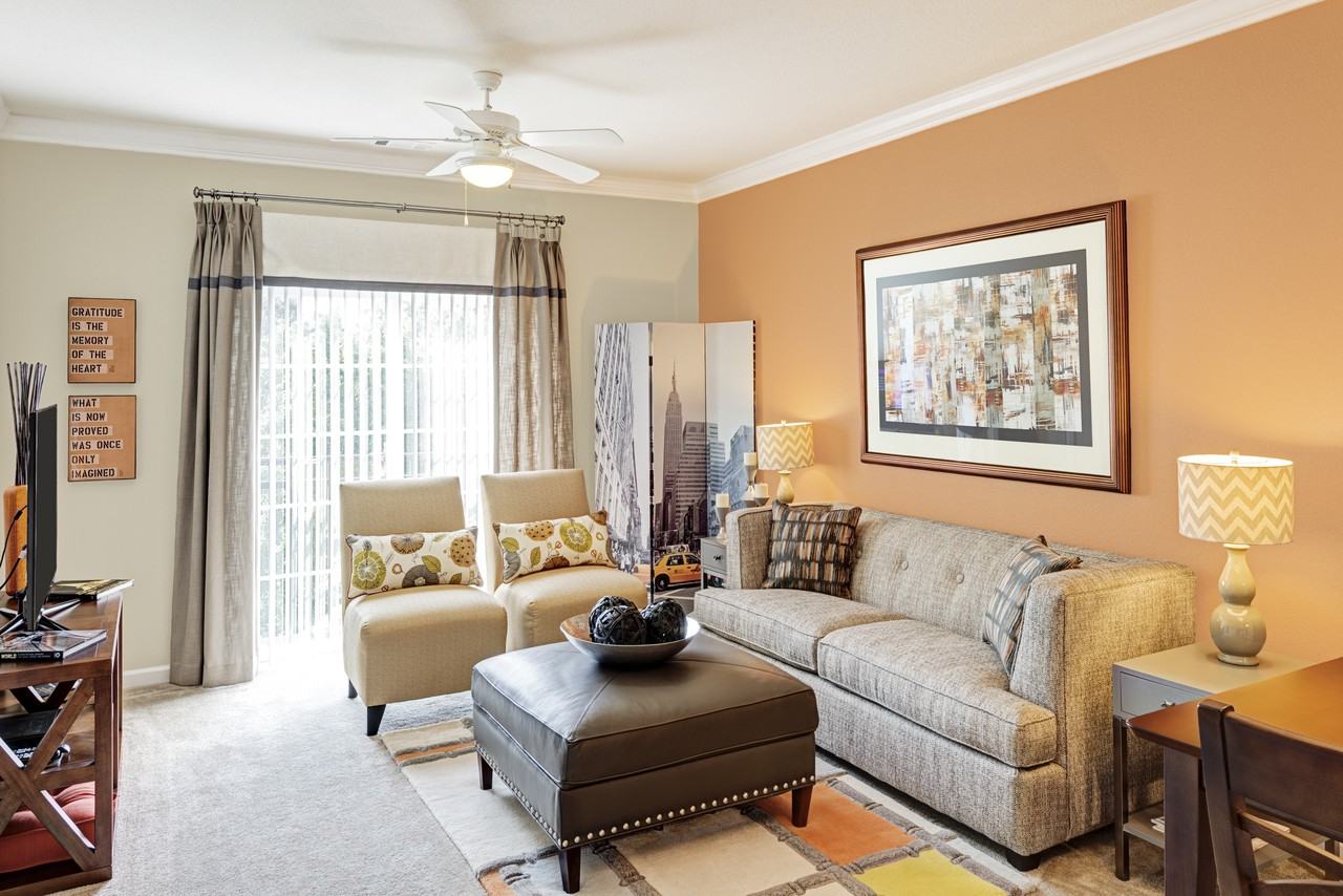 Belmont at City Center - Photo 2 of 44