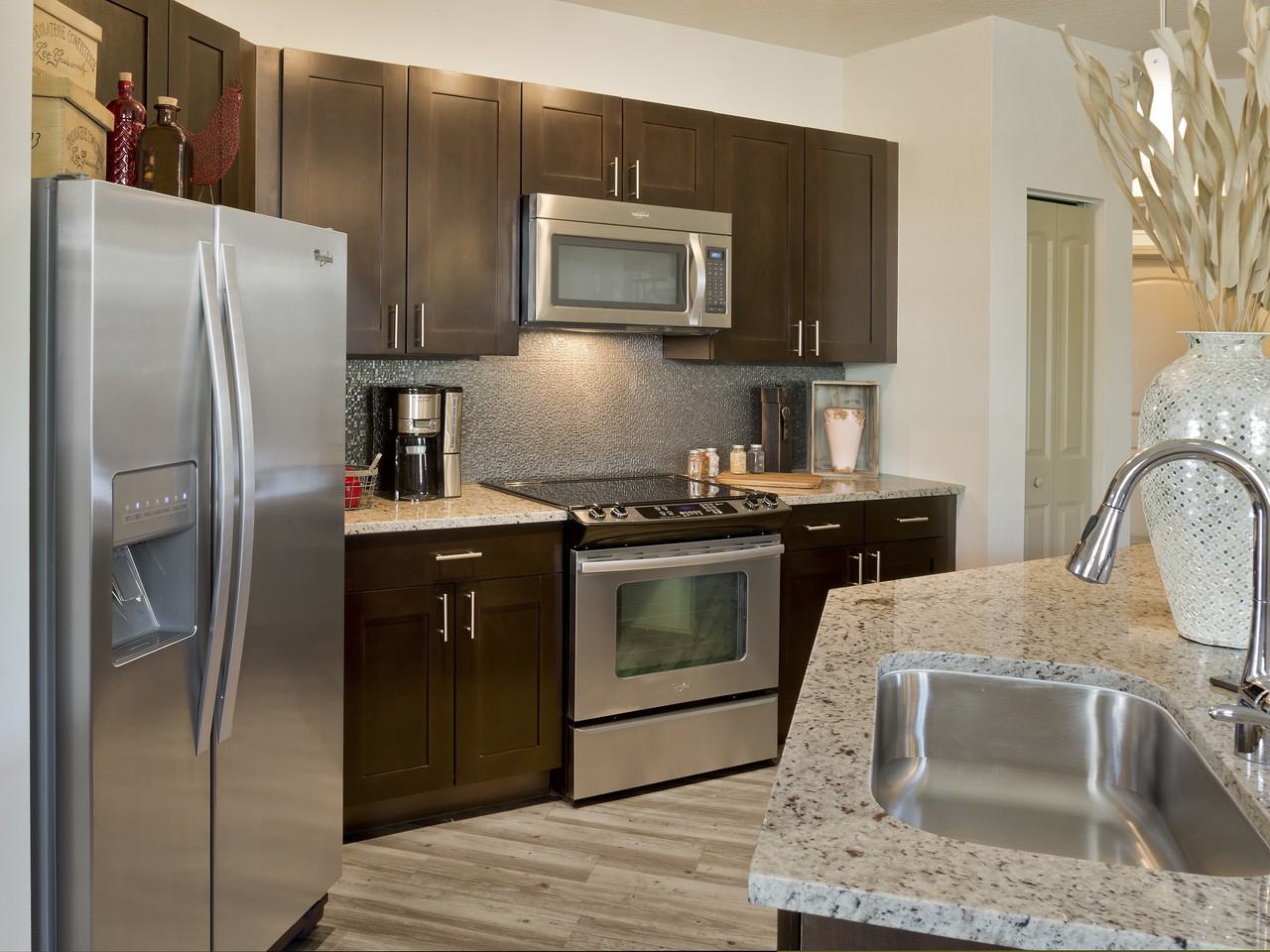 The Hamptons at Palm Beach Gardens - Photo 3 of 14