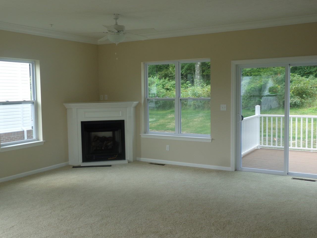 Clinton Lake Townhomes - Photo 3 of 14