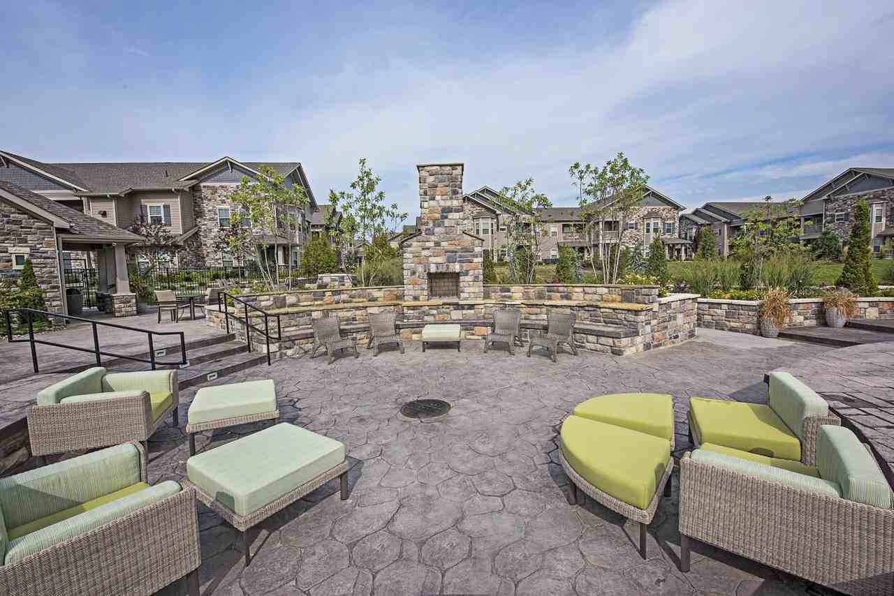 Arium Overland Park - Photo 3 of 30