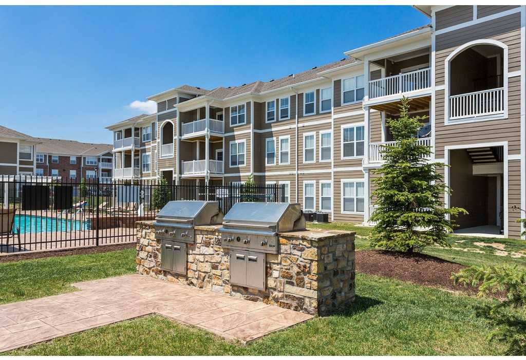 Burkart Crossing Apartments - Photo 3 of 23