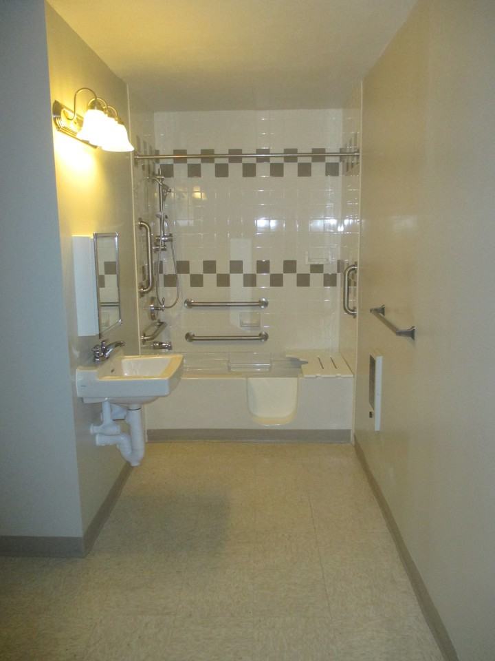N M Carroll Manor - Photo 2 of 11