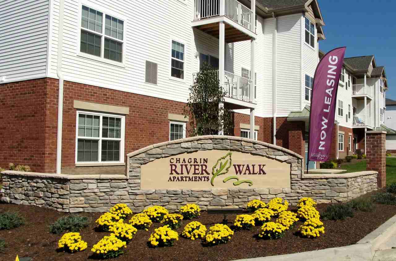 The Residences at Chagrin Riverwalk Apartments 38401 Mentor Ave