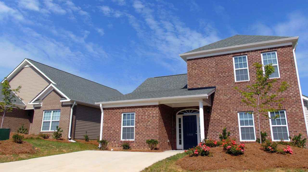 Lafayette Landing Apartments and Villas - Photo 3 of 45