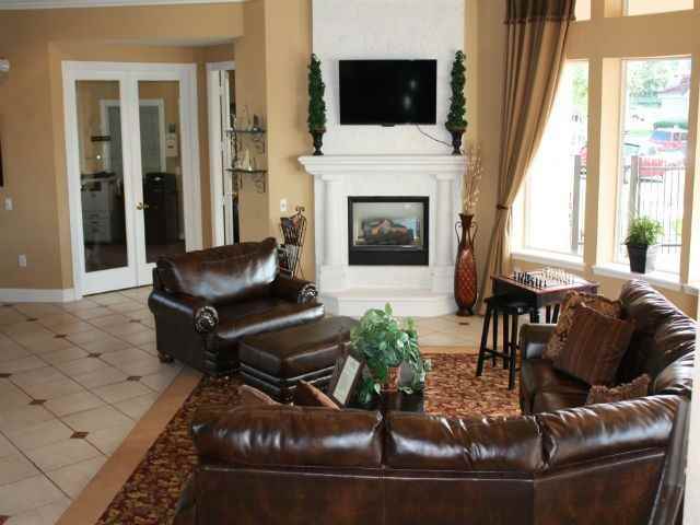 Tuscany Place - Photo 3 of 45