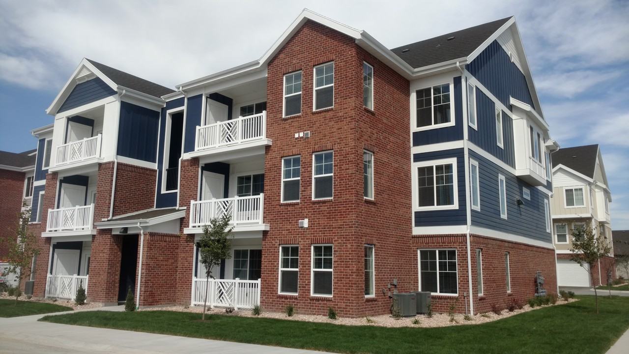 Draper Village - Photo 2 of 22