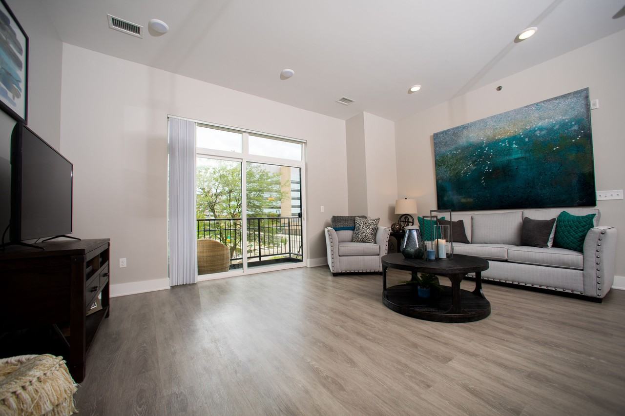 Gateway at Belknap - Photo 2 of 32