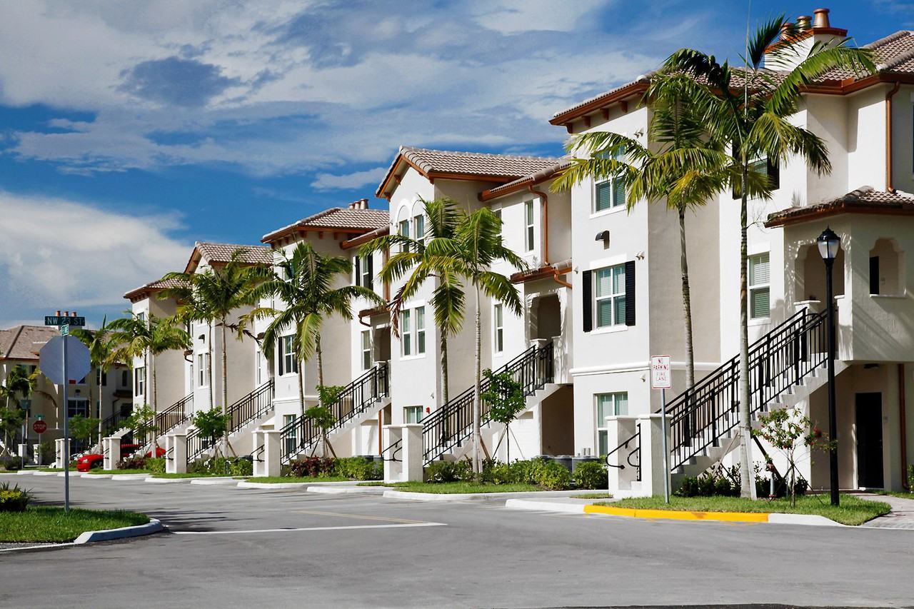 Altis Bonterra - Photo 3 of 32