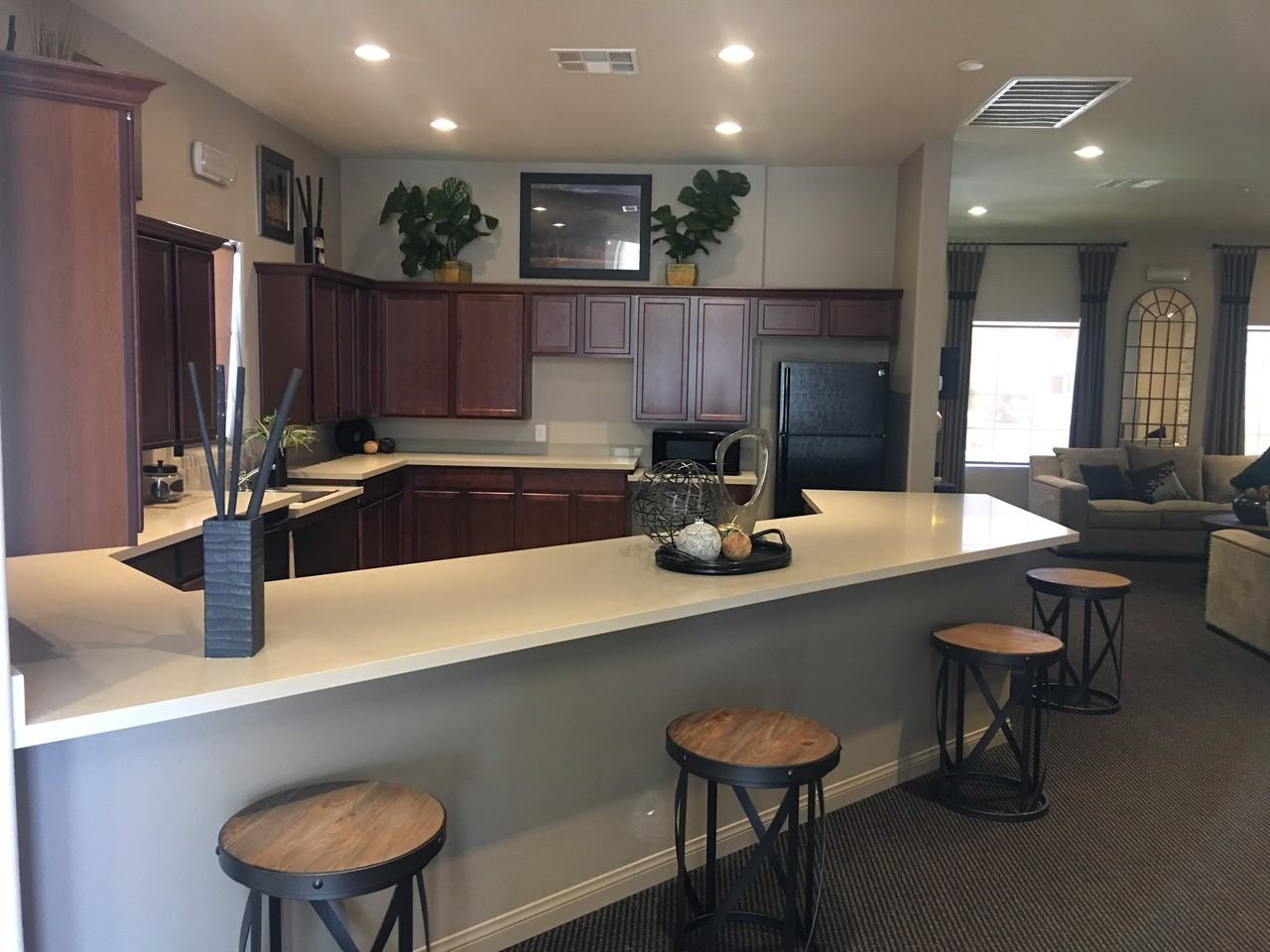 Jardin Gardens Apartments - 125 E Regena Ave, North Las Vegas, NV 89031