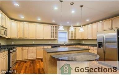 4021 Barrington Rd - Photo 3 of 9